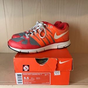 Women’s Size 6.5 Nike Running Shoes